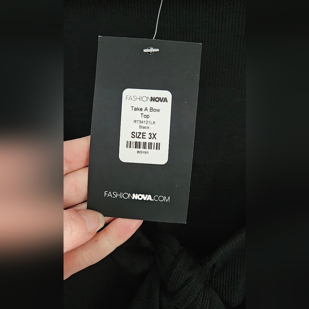 Fashion Nova Black Tie-Front Long Sleeve Top - Picture 3 of 3